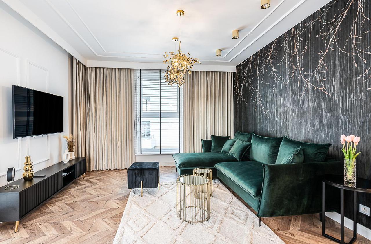 コシャリンWloski Apartamentアパートメント エクステリア 写真