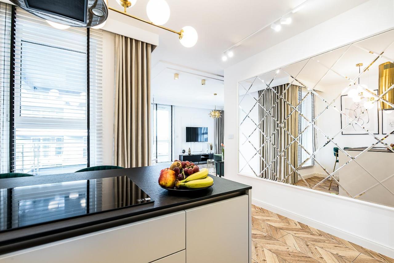 コシャリンWloski Apartamentアパートメント エクステリア 写真