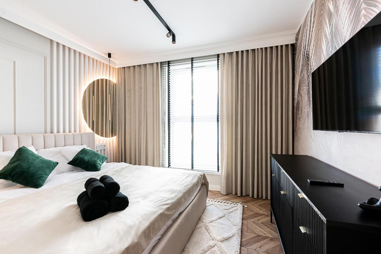 コシャリンWloski Apartamentアパートメント エクステリア 写真