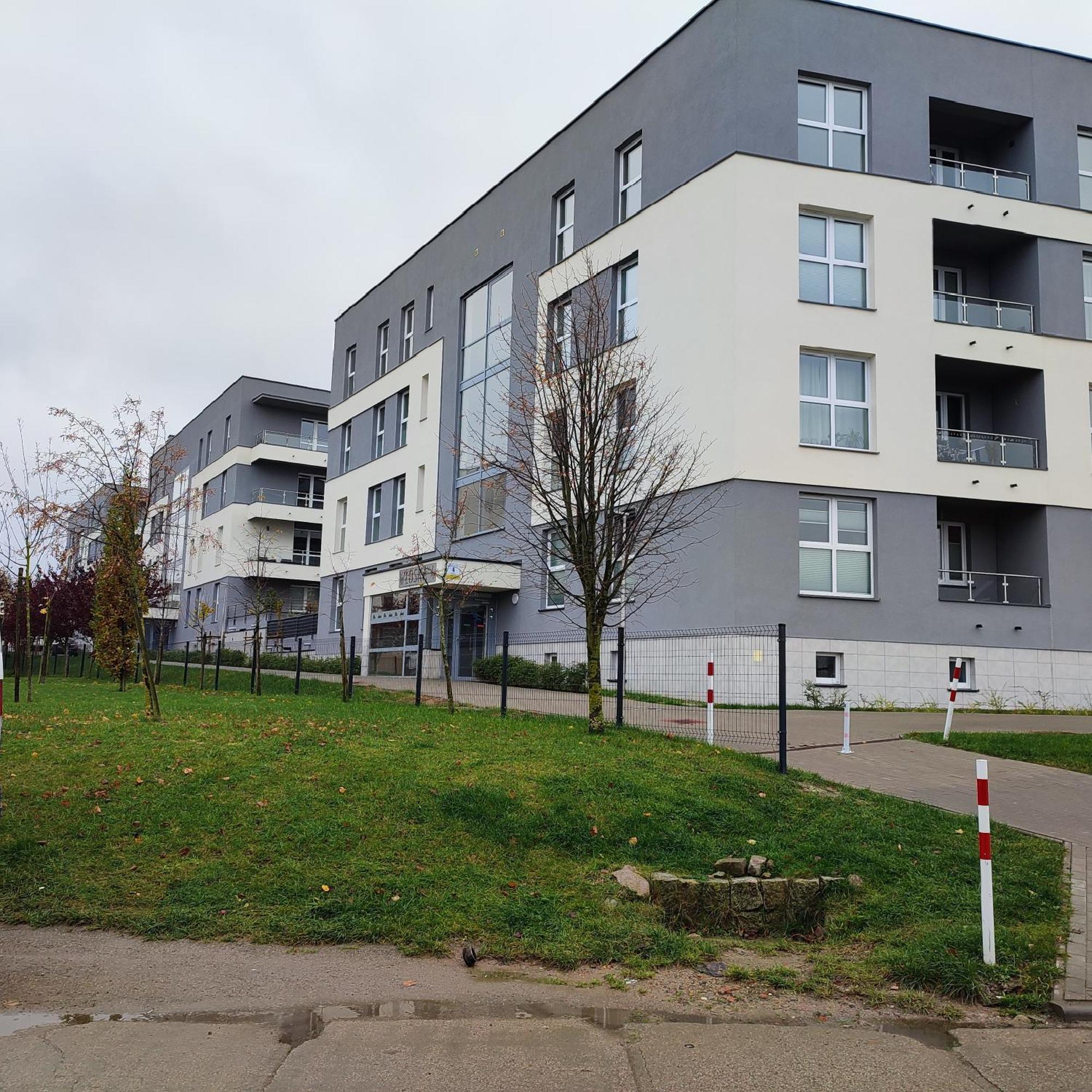 コシャリンWloski Apartamentアパートメント エクステリア 写真