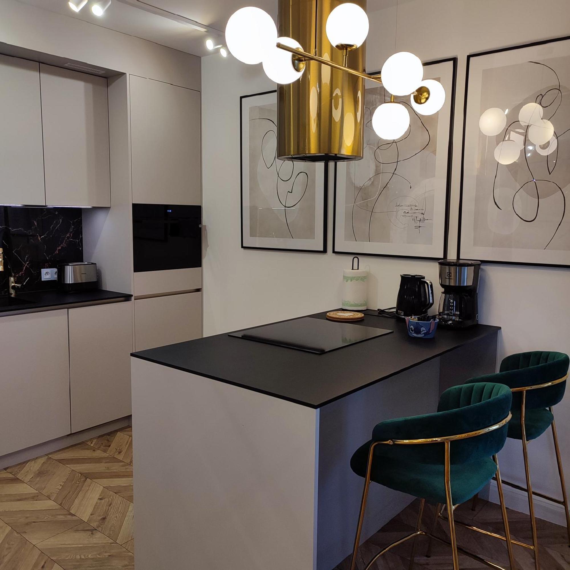 コシャリンWloski Apartamentアパートメント エクステリア 写真