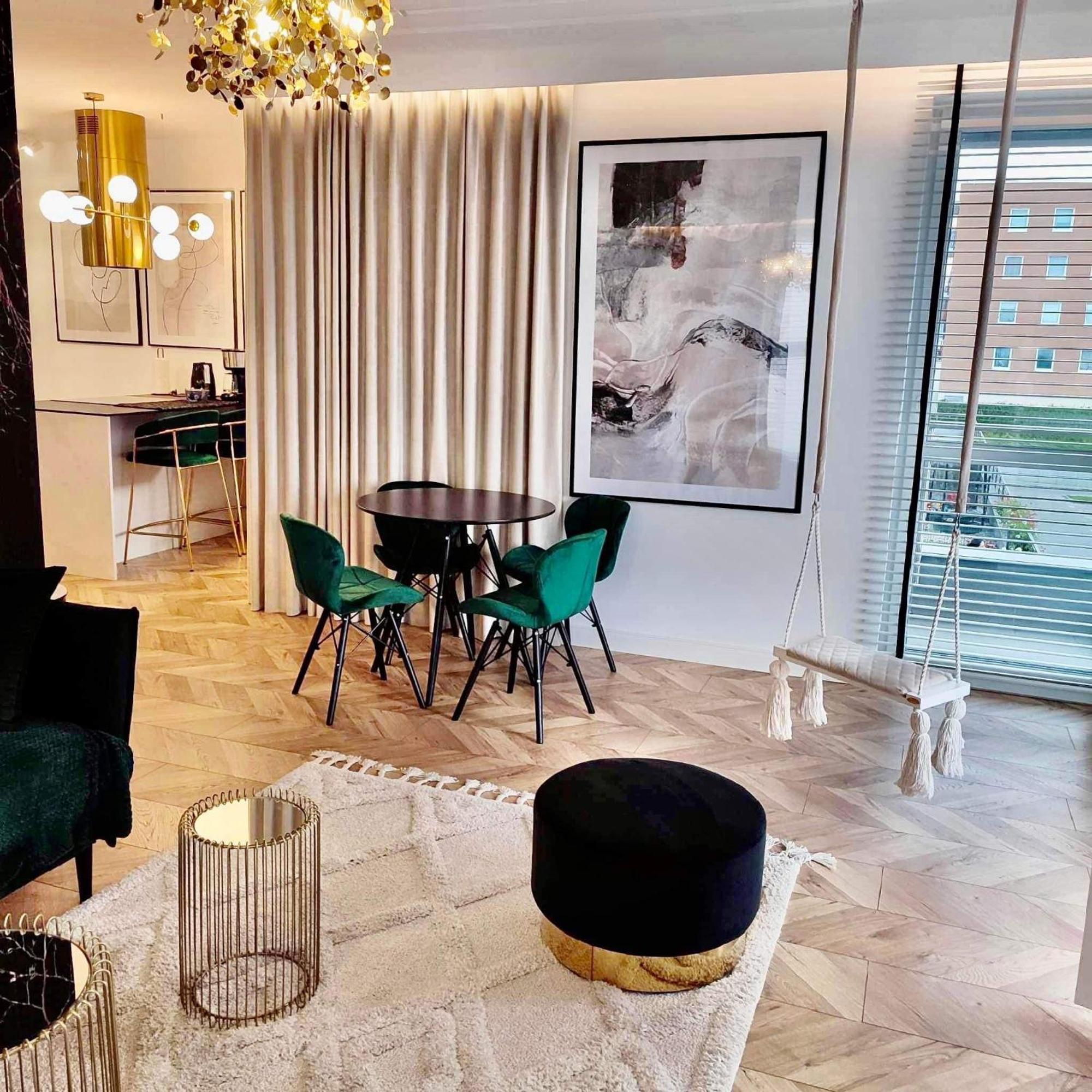 コシャリンWloski Apartamentアパートメント エクステリア 写真